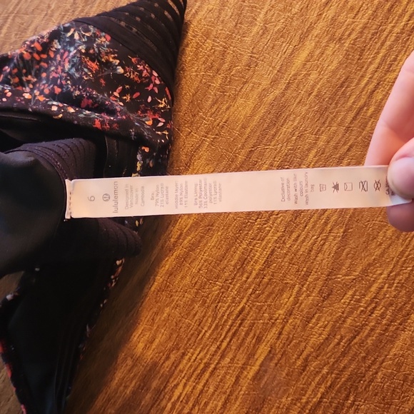 Lululemon Find Focus Bra Size 6 - Picture 5 of 6
